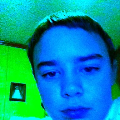 Jonathon Simpson Photo 20