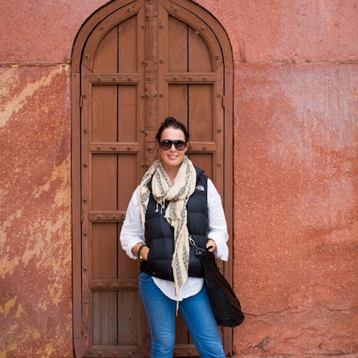 Caroline Walsh Photo 29