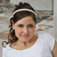 Alison Hatch Photo 17