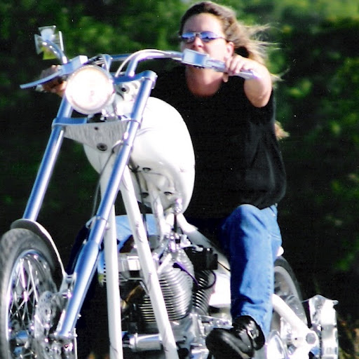 Laurie Patterson Photo 25
