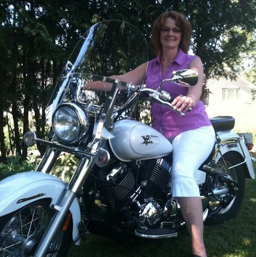 Michele Montgomery Photo 27
