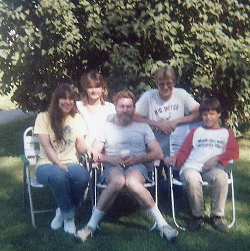 Linda Hoffman Photo 27