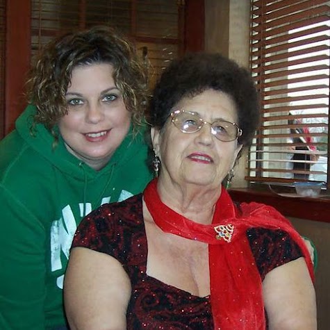 Mary Everett Photo 28