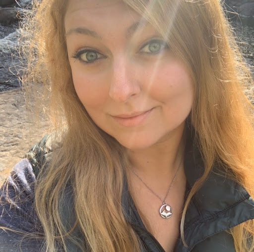Erika Ritter Photo 6