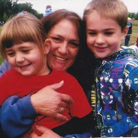 Diane Robertson Photo 17