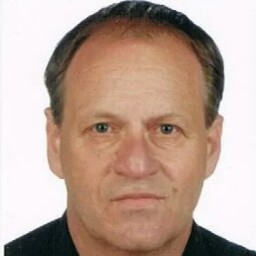 Robert Schmitt Photo 52