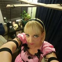 Robyn Krueger Photo 6