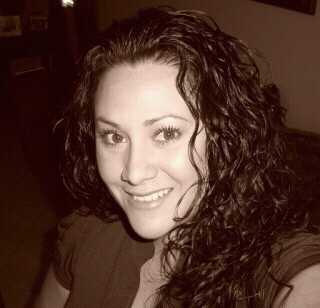 Sarah Andrade Photo 37