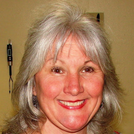 Debbie Lovelace Photo 25