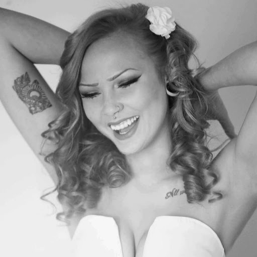 Danielle Page Photo 35