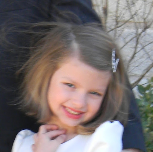 Ella Rowe Photo 28