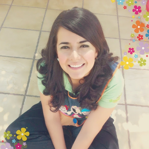 Sara Luna Photo 9