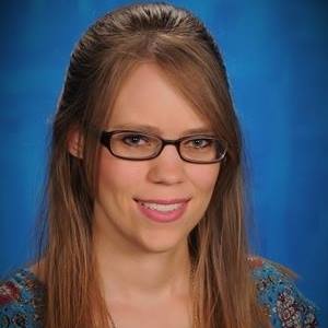 Laura Beyer Photo 11