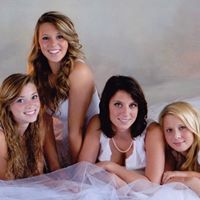 Elizabeth Hager Photo 16