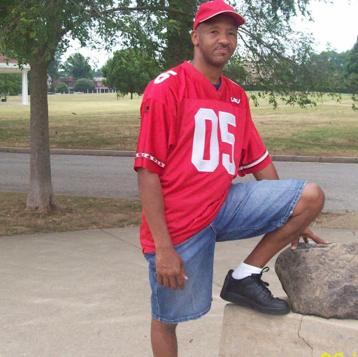 Kenneth Steele Photo 26