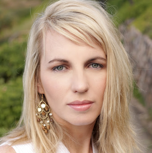 Sharon Cameron Photo 20