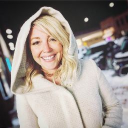 Kristin Davidson Photo 3
