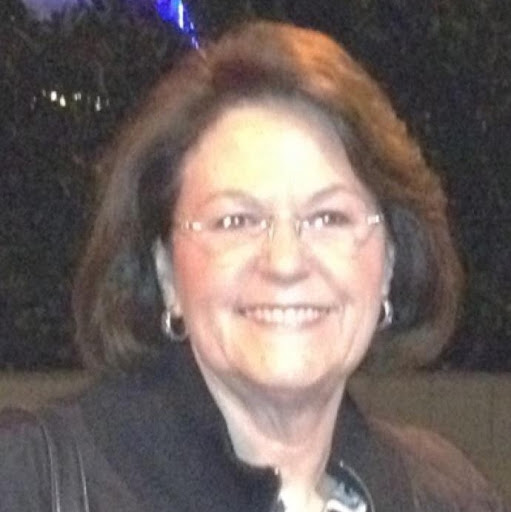 Sue Holt Photo 31