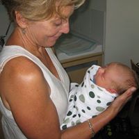 Sally Gill Photo 25