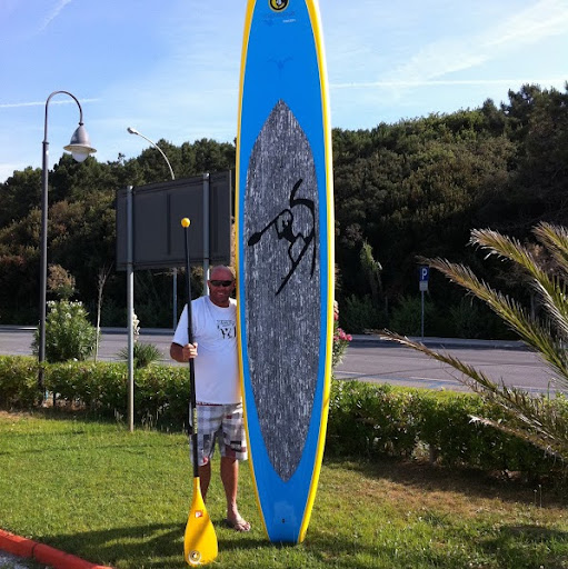 Charlie Harrison Photo 28