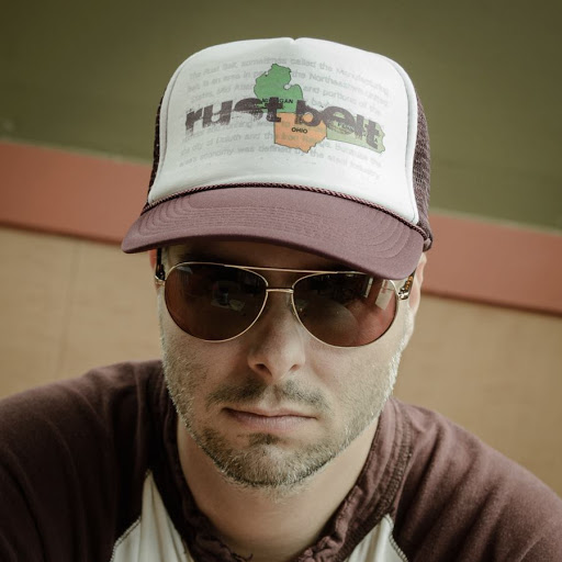 Rob Vaughn Photo 33