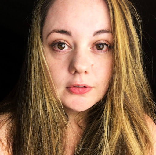 April Cameron Photo 35