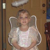 Crystal Baer Photo 9