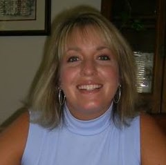 Julie Garner Photo 29