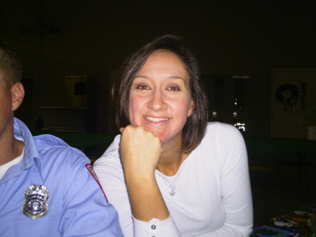Stephanie Hooper Photo 17