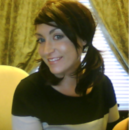 Angela Claxton Photo 14