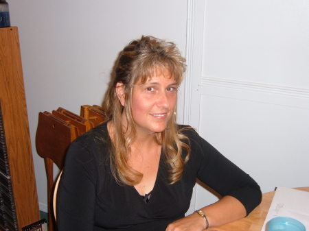 Lisa Andrews Photo 29