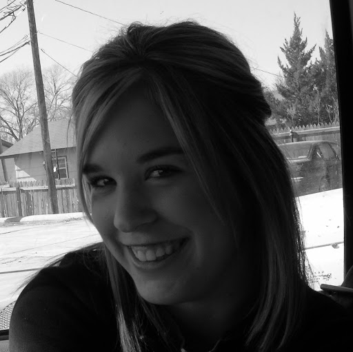 Jessica Shelton Photo 7