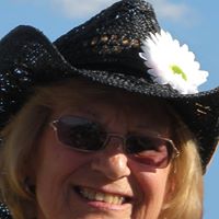 Betty Forbes Photo 21