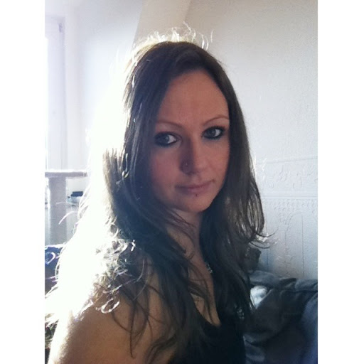 Manuela Staats Photo 5