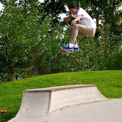 Glenn Stevenson Photo 25