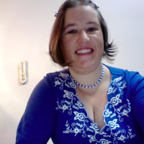 Jenny Lowe Photo 14