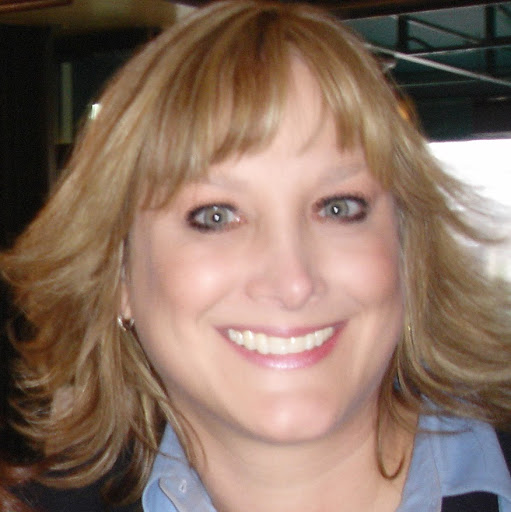 Katherine Erickson Photo 14