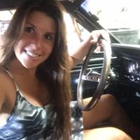 Jennifer Hogan Photo 17