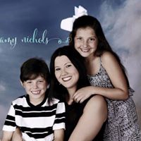 Amy Vaughn Photo 29