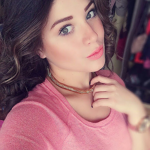 Anna Santana Photo 31