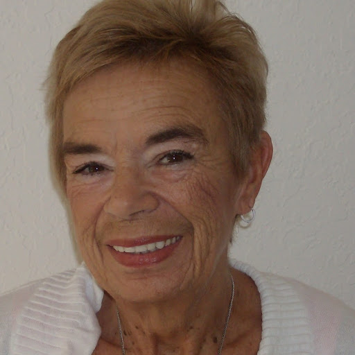 Mary Strickland Photo 30
