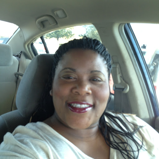 Jacqueline Landers Photo 28