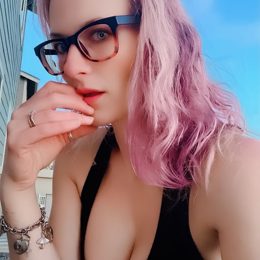 Alison Harmon Photo 25