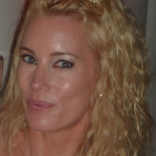 Rebecca Ewing Photo 42