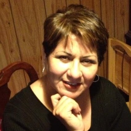 Diana Barnes Photo 11