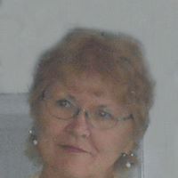 Patricia Larsen Photo 35