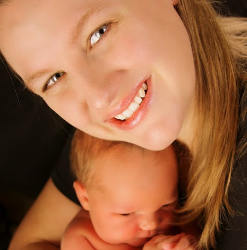 Rebecca Wilcox Photo 34