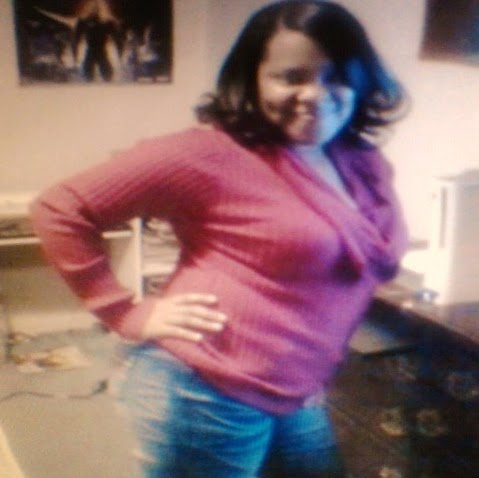 Mia Hill Photo 8
