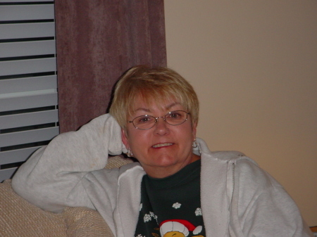 Joyce Warner Photo 10
