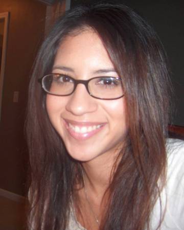 Christine Gonzales Photo 16
